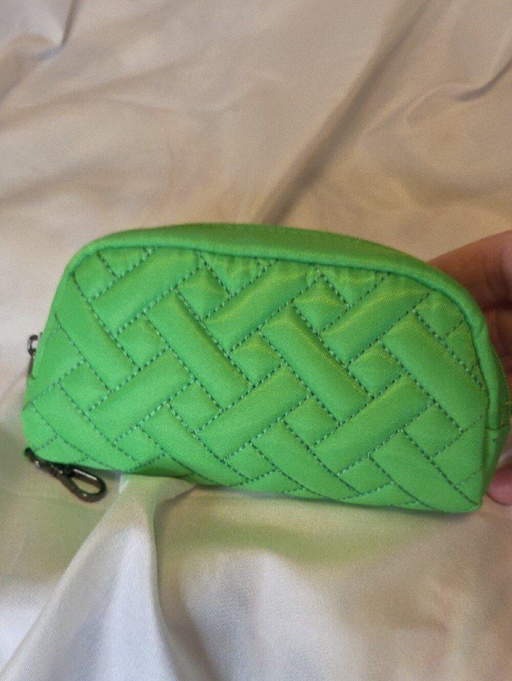 lug Quilted Crossbody Bag and Pouch Set in Lime Green - Picture 6 of 11